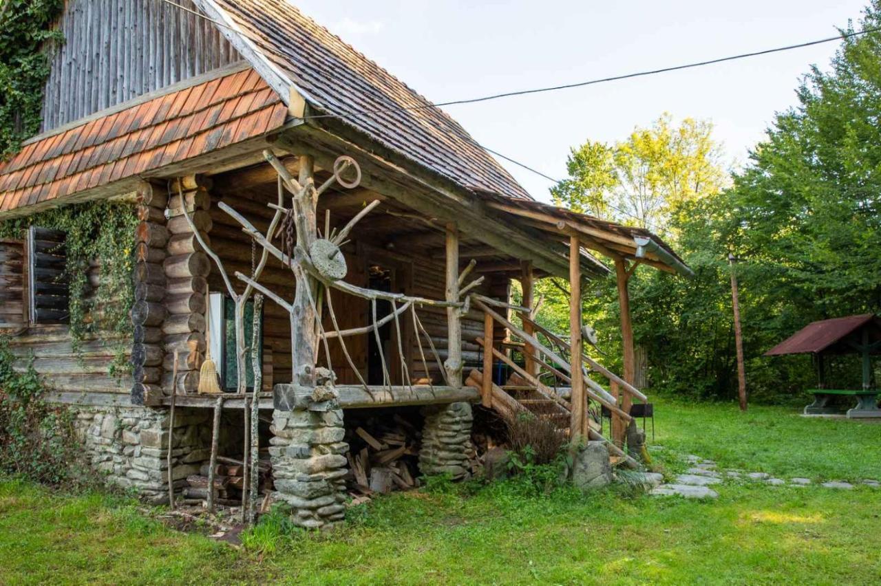 Хатина Біля Потока Villa Lumshory Eksteriør bilde