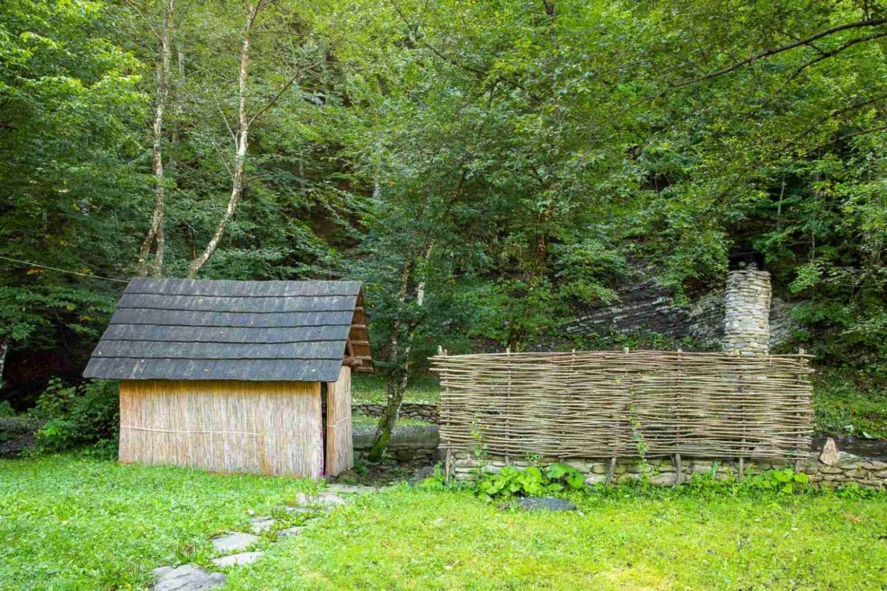 Хатина Біля Потока Villa Lumshory Eksteriør bilde
